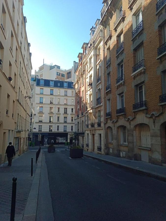 Petite Maison: Charming Self-Clean Stay in Prime Location Paris Exterior photo