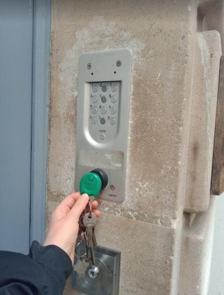 Petite Maison: Charming Self-Clean Stay in Prime Location Paris Exterior photo