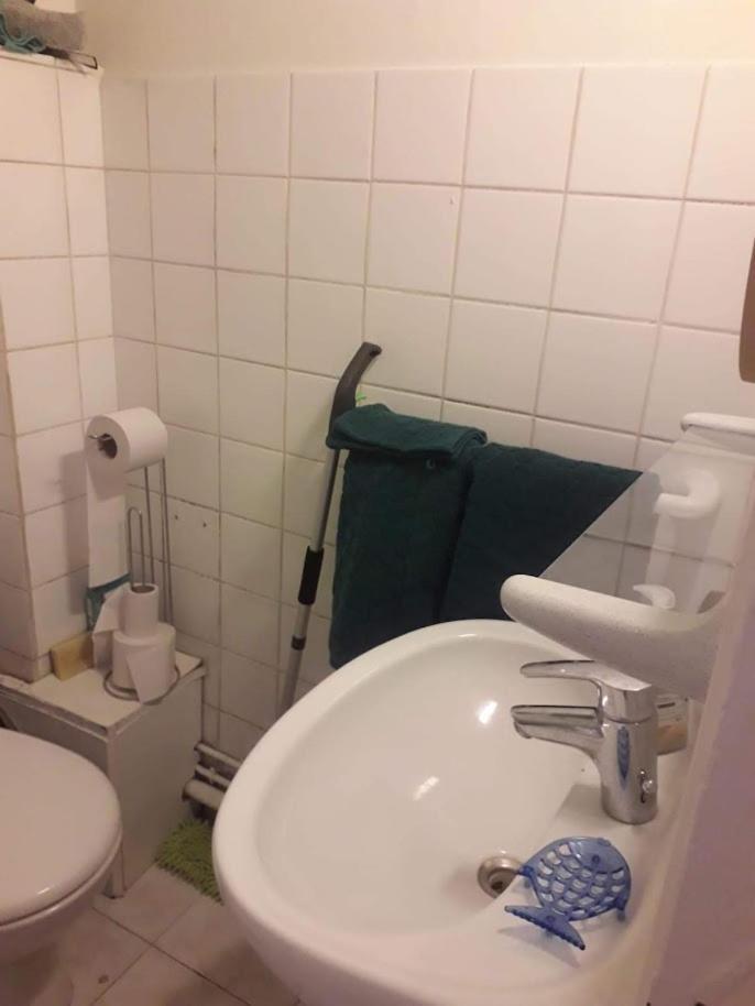 Petite Maison: Charming Self-Clean Stay in Prime Location Paris Exterior photo